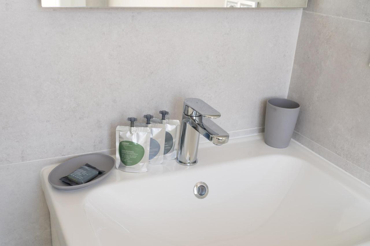 Your Home In Malaga Centro & Parking Free Bagian luar foto
